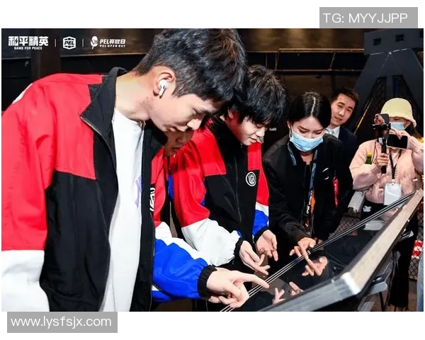 电竞新闻和平精英赛场上WE心理素质引发热议背后的争议与思考